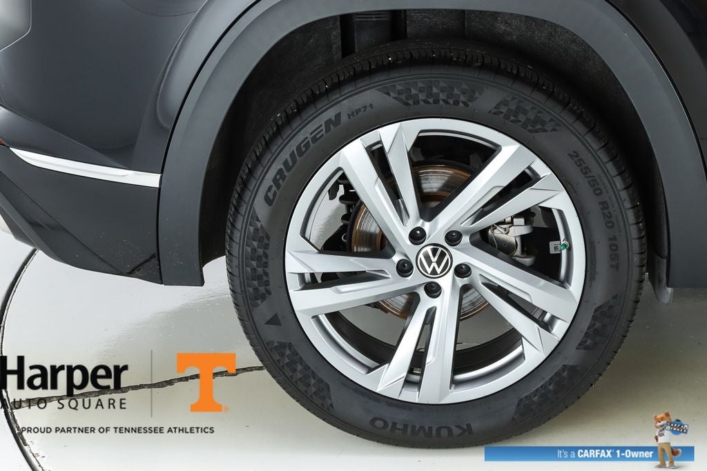 2024 Volkswagen Atlas Cross Sport 2.0T SEL R-Line