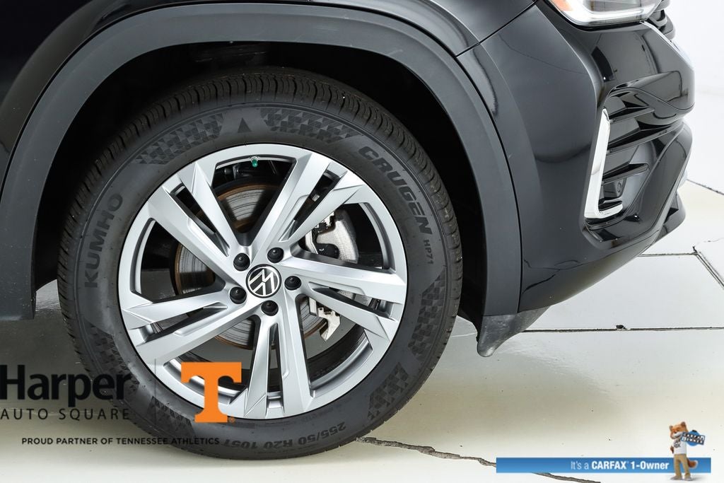 2024 Volkswagen Atlas Cross Sport 2.0T SEL R-Line