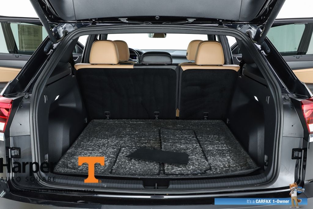 2024 Volkswagen Atlas Cross Sport 2.0T SEL R-Line