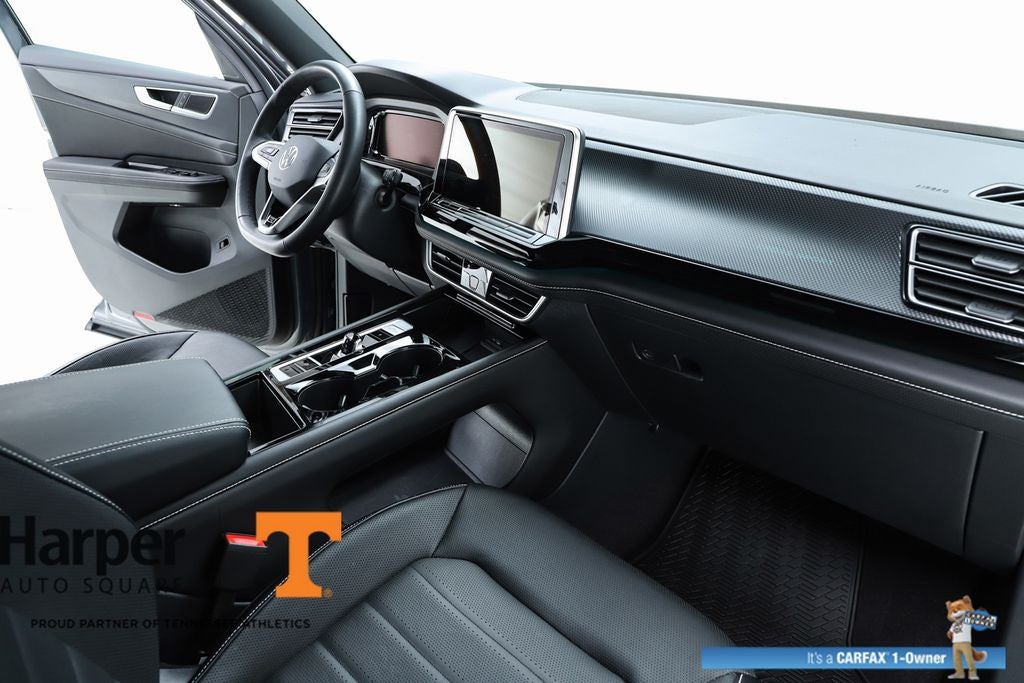 2024 Volkswagen Atlas Cross Sport 2.0T SEL R-Line