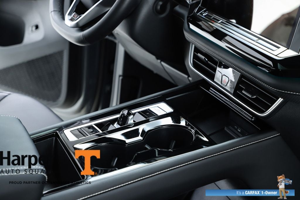 2024 Volkswagen Atlas Cross Sport 2.0T SEL R-Line