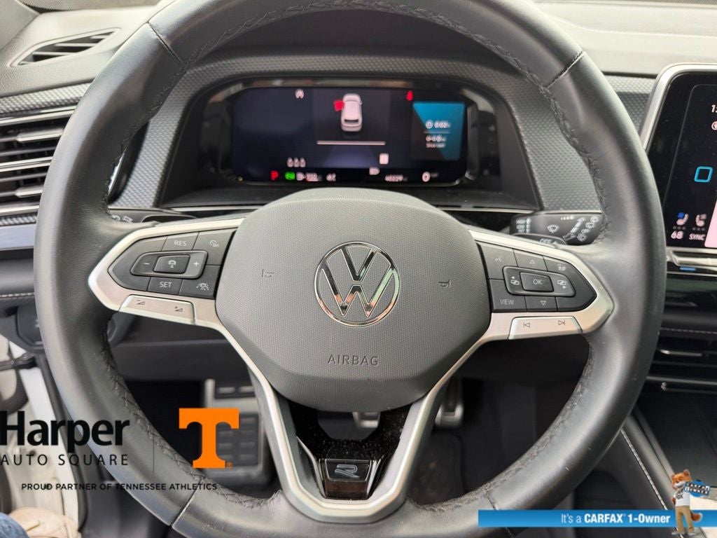 2024 Volkswagen Atlas Cross Sport 2.0T SEL R-Line