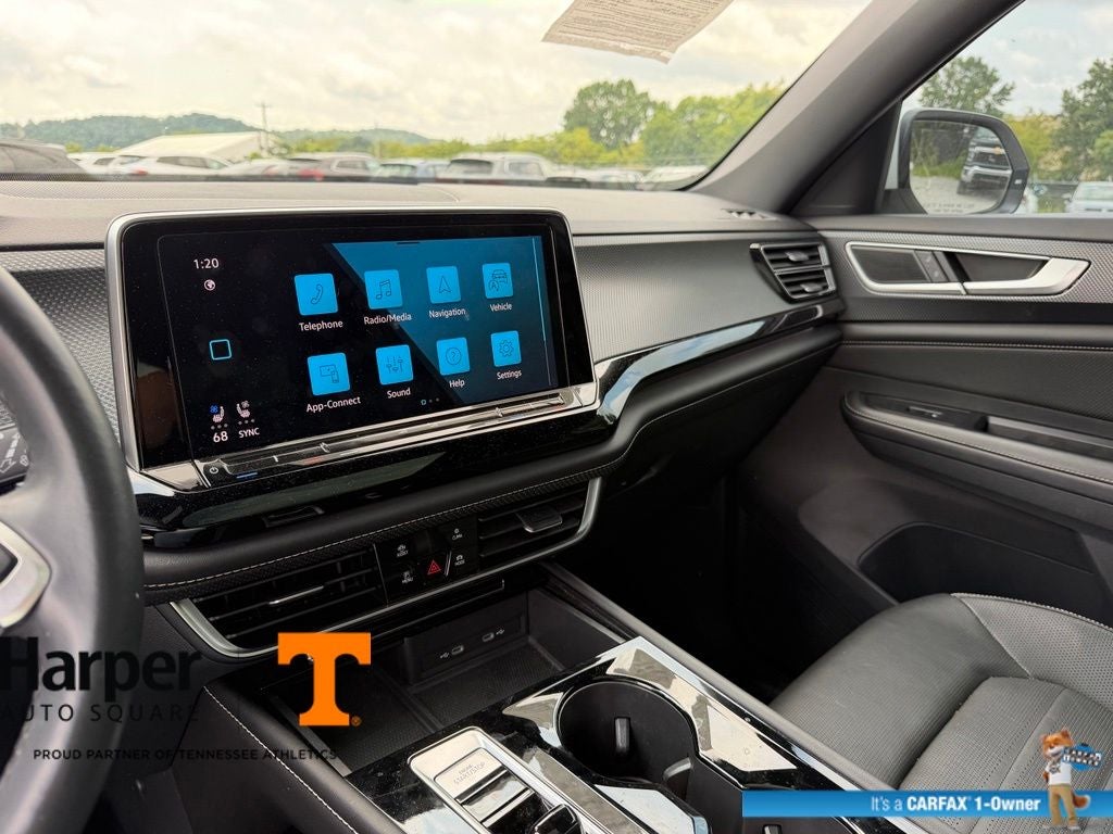 2024 Volkswagen Atlas Cross Sport 2.0T SEL R-Line