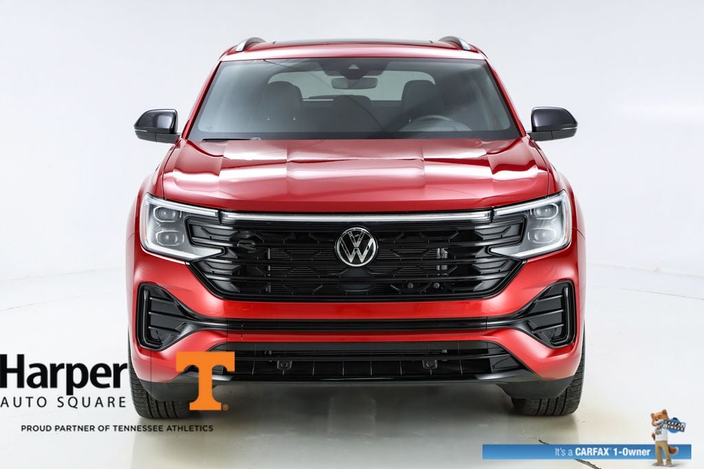 2025 Volkswagen Atlas Cross Sport 2.0T SEL R-Line Black