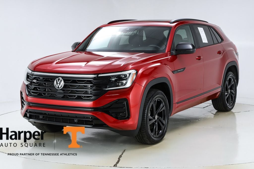 2025 Volkswagen Atlas Cross Sport 2.0T SEL R-Line Black