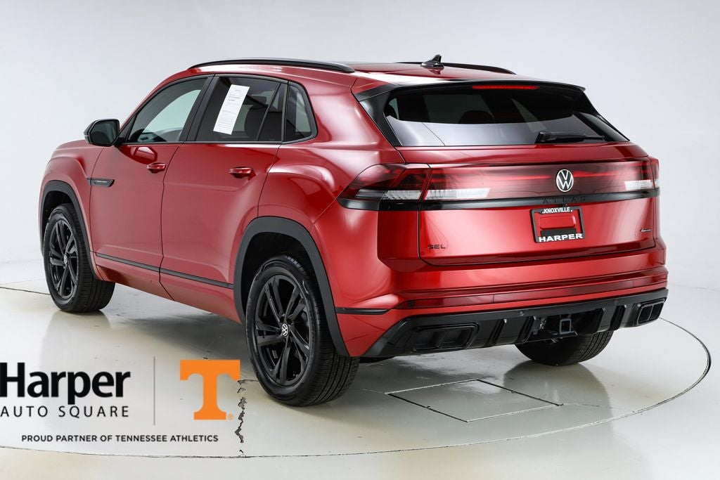 2025 Volkswagen Atlas Cross Sport 2.0T SEL R-Line Black