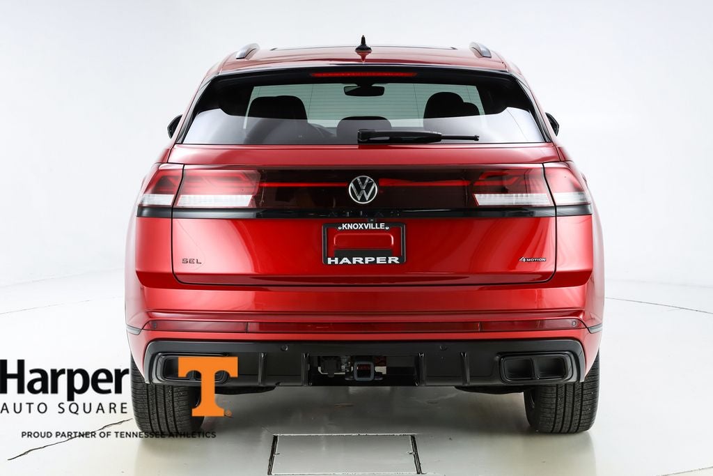 2025 Volkswagen Atlas Cross Sport 2.0T SEL R-Line Black