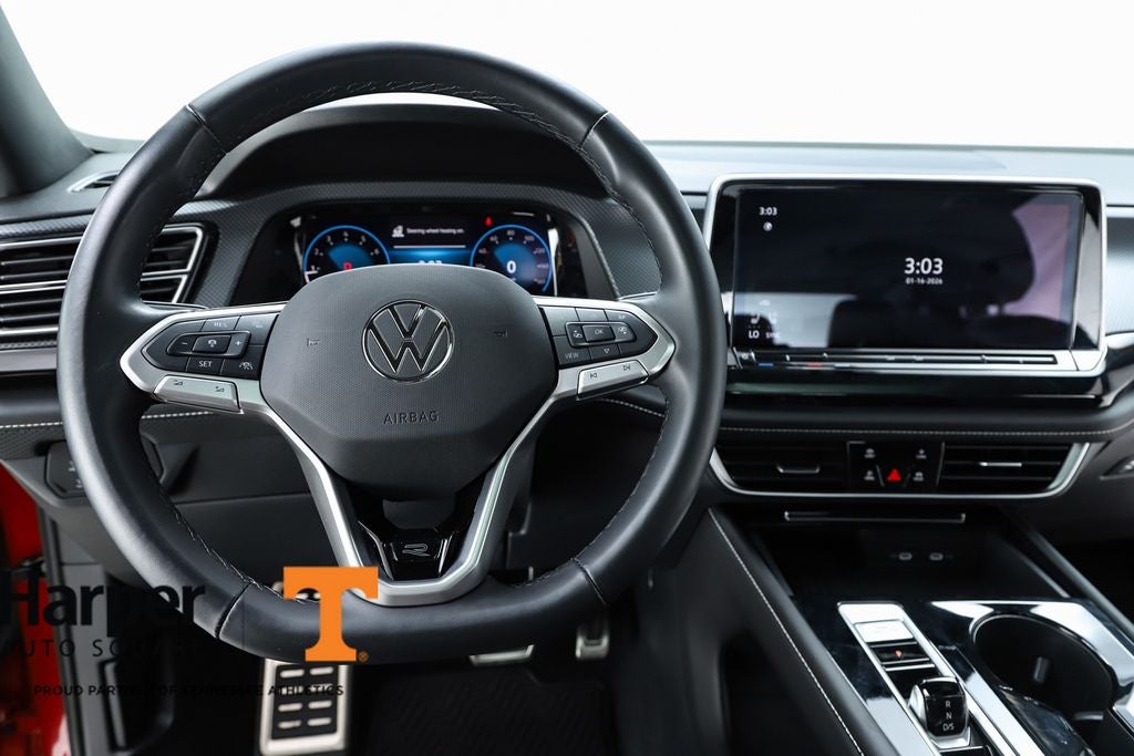 2025 Volkswagen Atlas Cross Sport 2.0T SEL R-Line Black