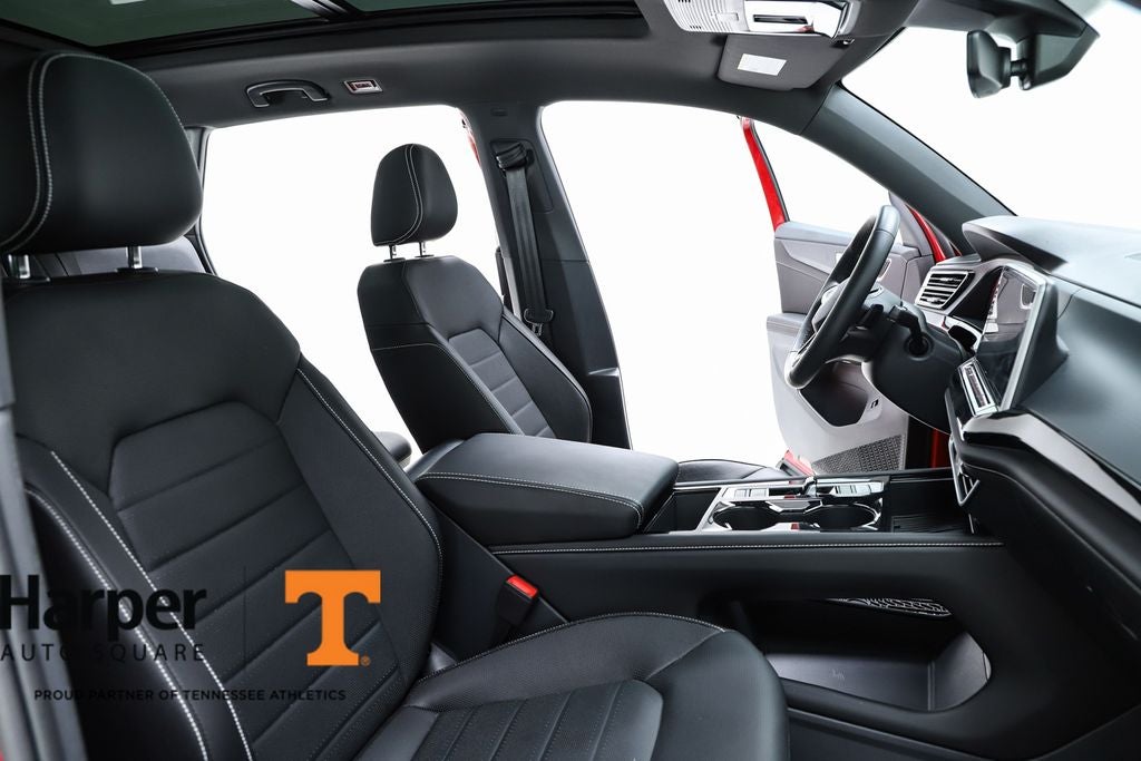 2025 Volkswagen Atlas Cross Sport 2.0T SEL R-Line Black