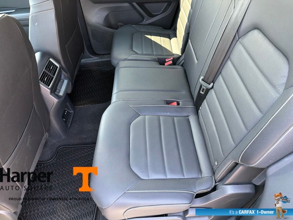 2025 Volkswagen Atlas Cross Sport 2.0T SEL R-Line Black