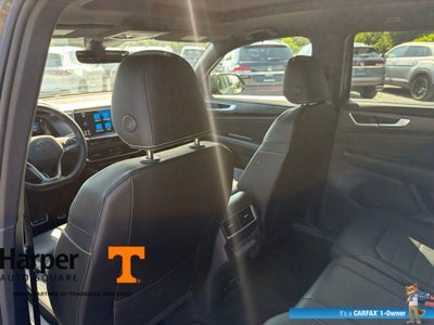 2025 Volkswagen Atlas Cross Sport 2.0T SEL R-Line Black