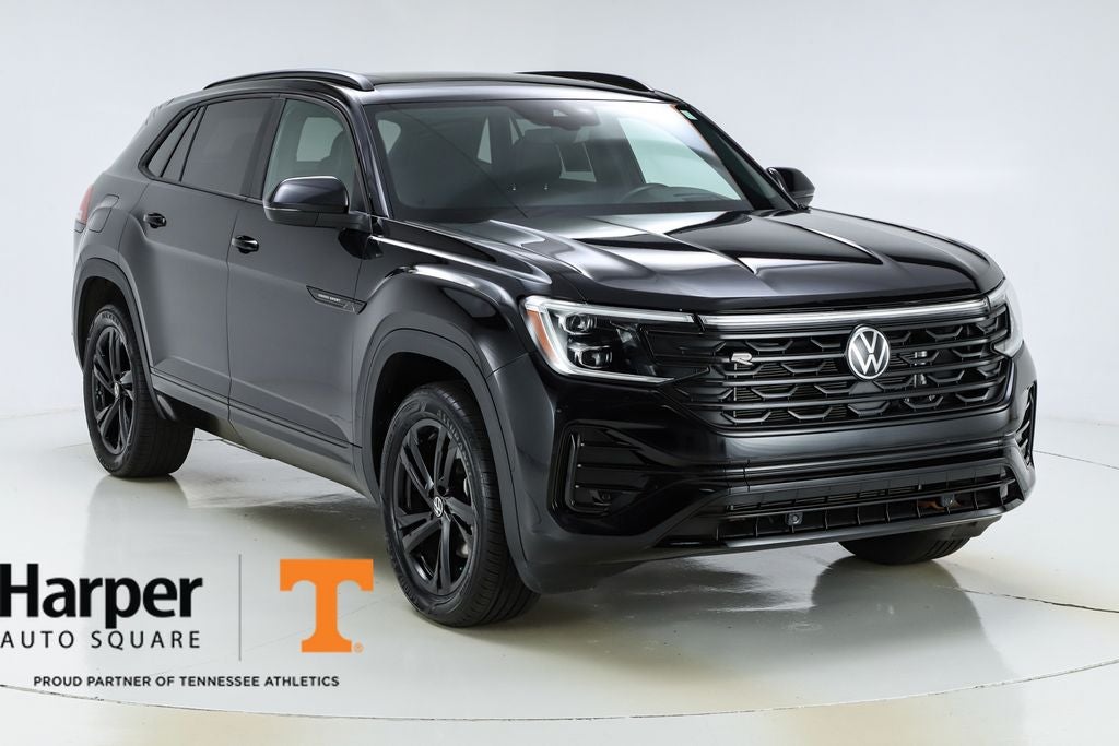 2025 Volkswagen Atlas Cross Sport 2.0T SEL R-Line Black