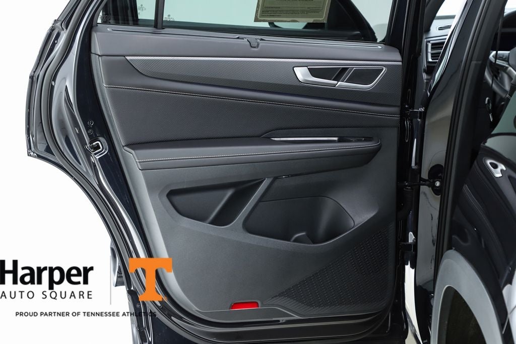 2025 Volkswagen Atlas Cross Sport 2.0T SEL R-Line Black