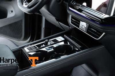 2025 Volkswagen Atlas Cross Sport 2.0T SEL R-Line Black