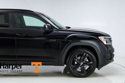 2025 Volkswagen Atlas Cross Sport 2.0T SEL R-Line Black