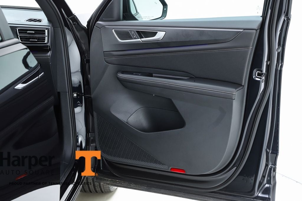 2025 Volkswagen Atlas Cross Sport 2.0T SEL R-Line Black