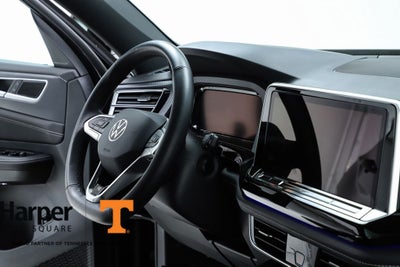 2025 Volkswagen Atlas Cross Sport 2.0T SEL R-Line Black