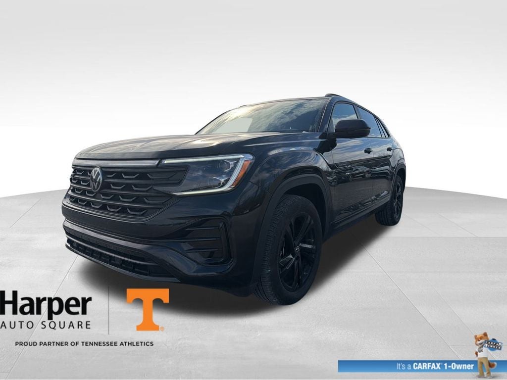 2025 Volkswagen Atlas Cross Sport 2.0T SEL R-Line Black