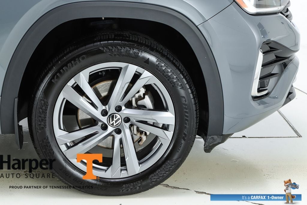 2024 Volkswagen Atlas Cross Sport 2.0T SEL R-Line