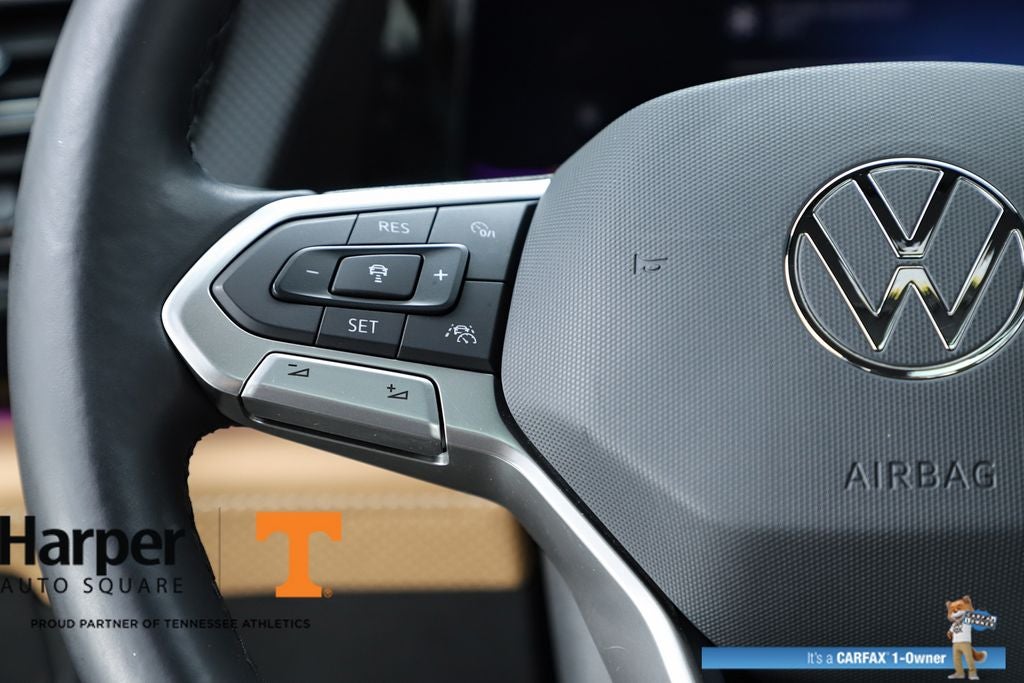 2024 Volkswagen Atlas Cross Sport 2.0T SEL R-Line