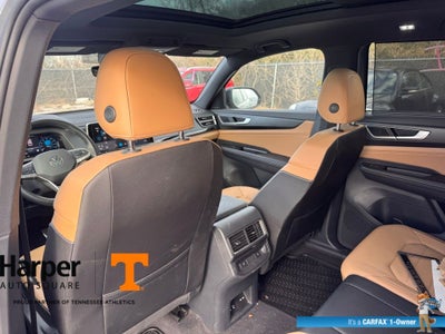 2025 Volkswagen Atlas Cross Sport 2.0T SEL R-Line Black