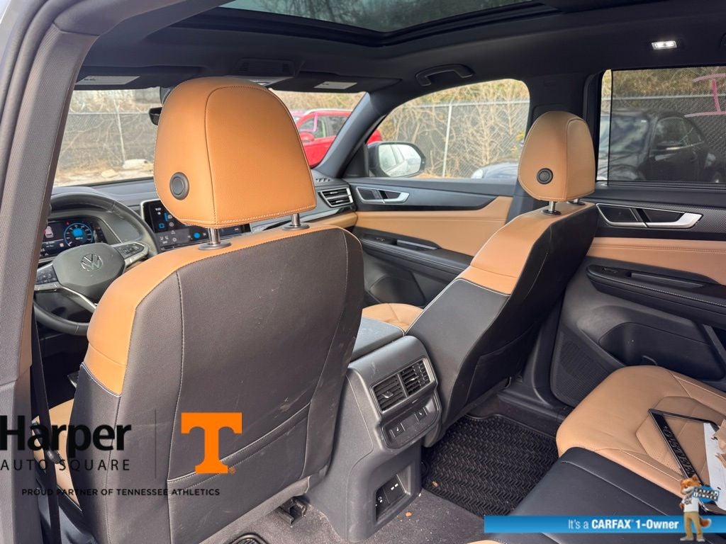 2025 Volkswagen Atlas Cross Sport 2.0T SEL R-Line Black