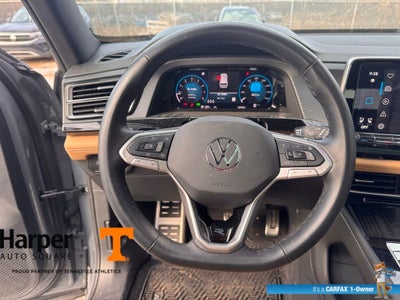 2025 Volkswagen Atlas Cross Sport 2.0T SEL R-Line Black