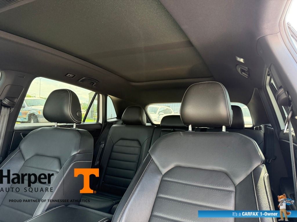 2024 Volkswagen Atlas Cross Sport 2.0T SEL R-Line