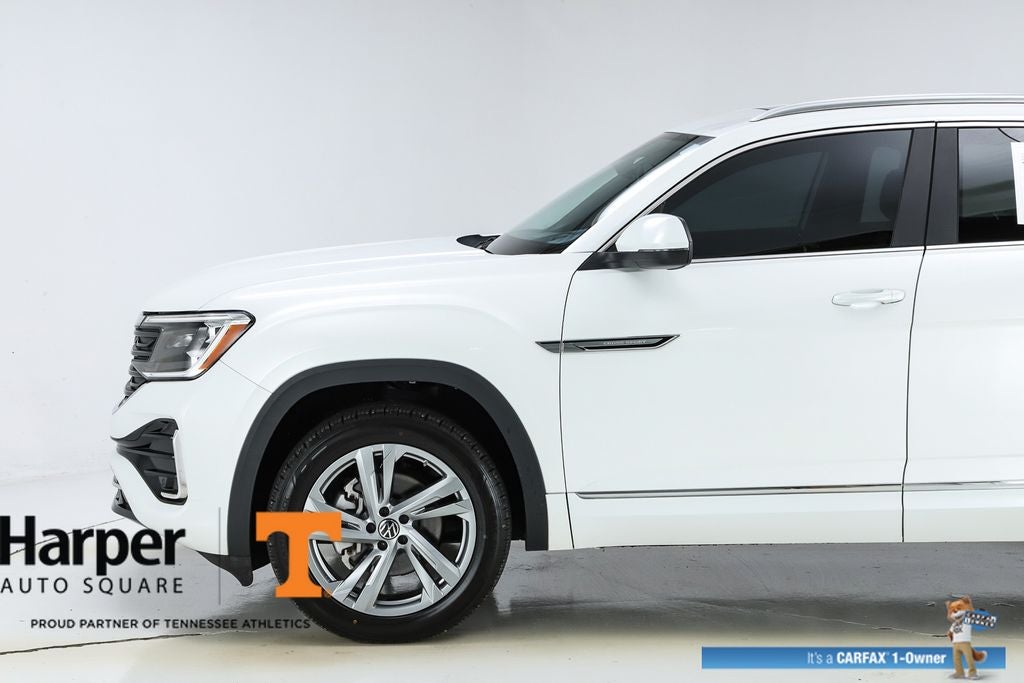2024 Volkswagen Atlas Cross Sport 2.0T SEL R-Line