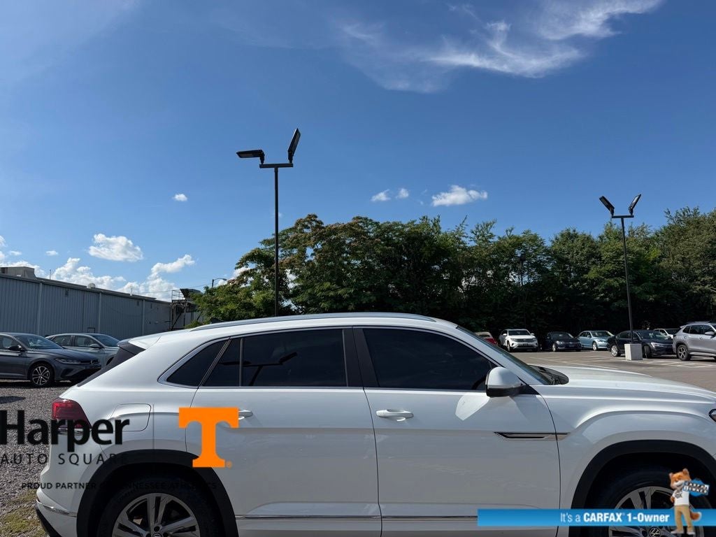 2024 Volkswagen Atlas Cross Sport 2.0T SEL R-Line