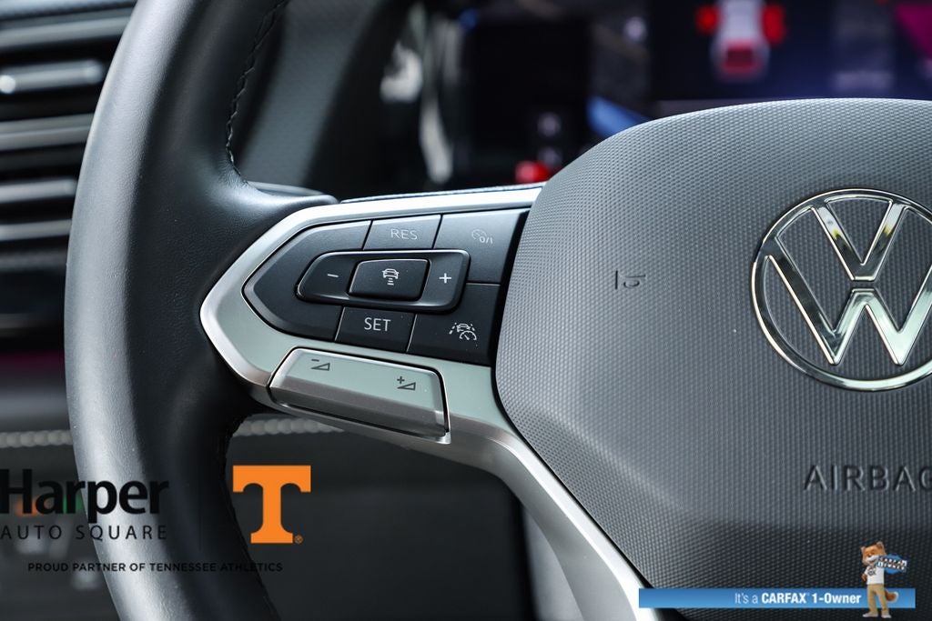 2024 Volkswagen Atlas Cross Sport 2.0T SEL R-Line