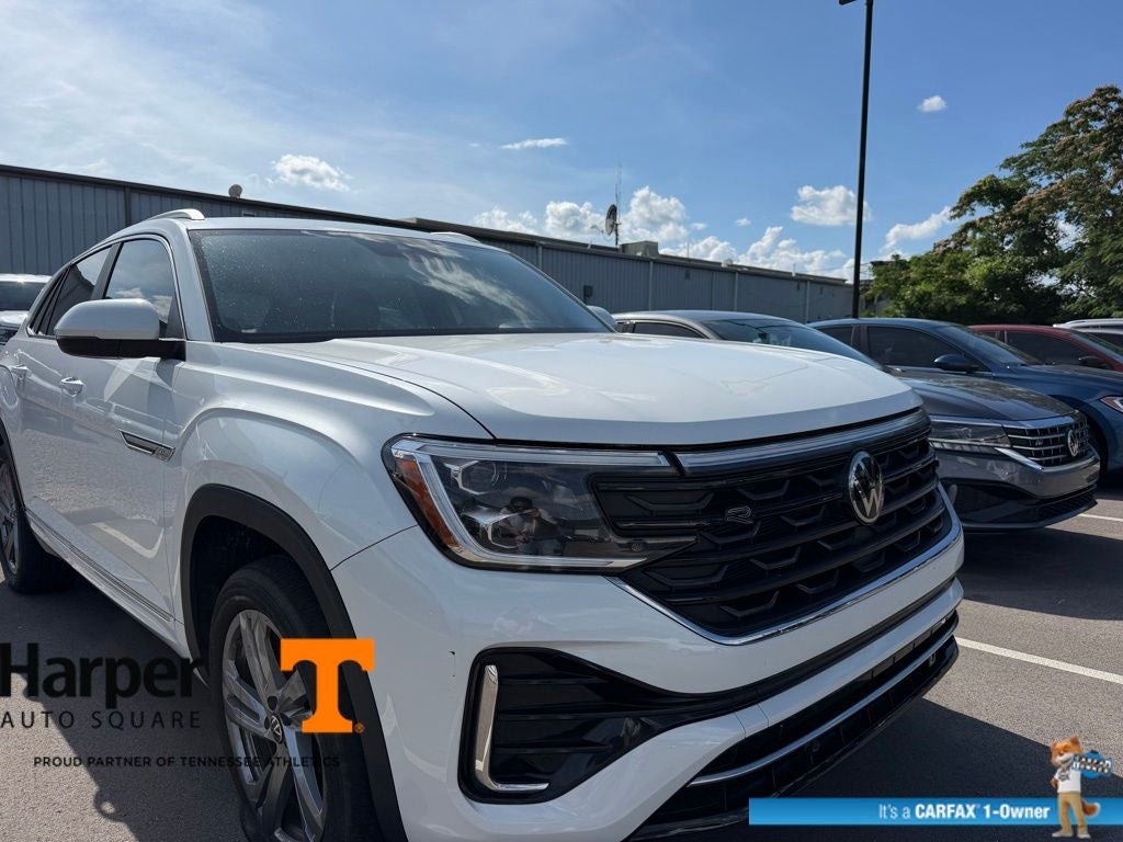 2024 Volkswagen Atlas Cross Sport 2.0T SEL R-Line