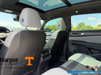 2025 Volkswagen Atlas Cross Sport 2.0T SEL R-Line Black