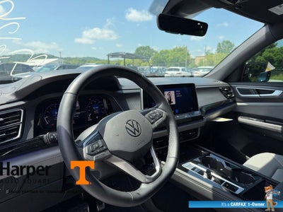 2025 Volkswagen Atlas Cross Sport 2.0T SEL R-Line Black
