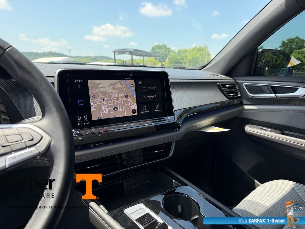 2025 Volkswagen Atlas Cross Sport 2.0T SEL R-Line Black