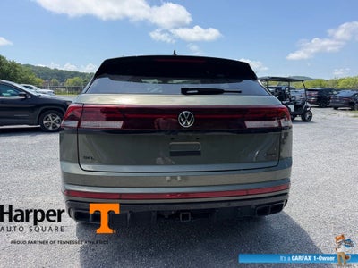 2025 Volkswagen Atlas Cross Sport 2.0T SEL R-Line Black