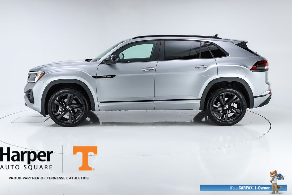 2025 Volkswagen Atlas Cross Sport 2.0T SEL R-Line Black