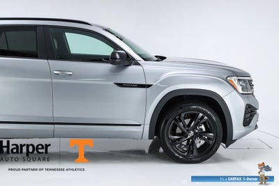 2025 Volkswagen Atlas Cross Sport 2.0T SEL R-Line Black
