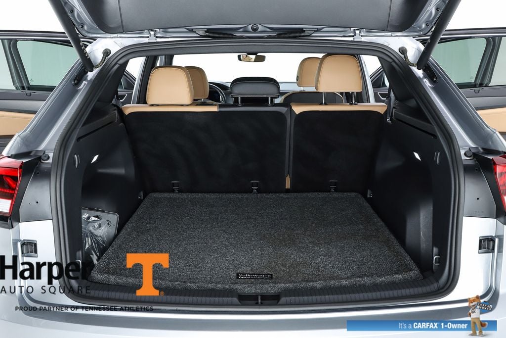 2025 Volkswagen Atlas Cross Sport 2.0T SEL R-Line Black