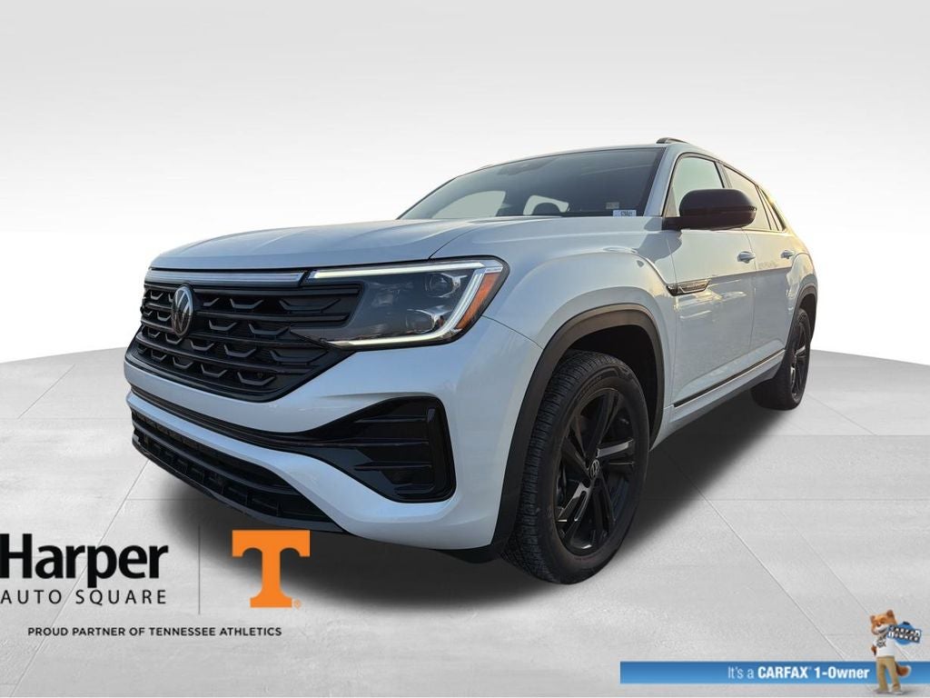 2025 Volkswagen Atlas Cross Sport 2.0T SEL R-Line Black