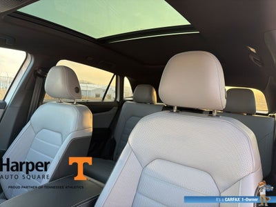 2025 Volkswagen Atlas Cross Sport 2.0T SEL R-Line Black