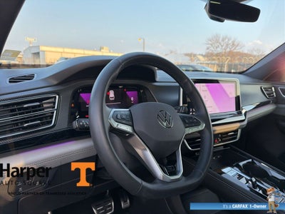 2025 Volkswagen Atlas Cross Sport 2.0T SEL R-Line Black