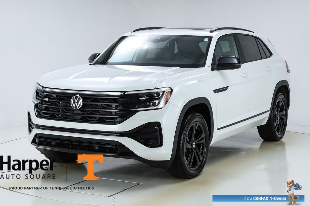 2025 Volkswagen Atlas Cross Sport 2.0T SEL R-Line Black