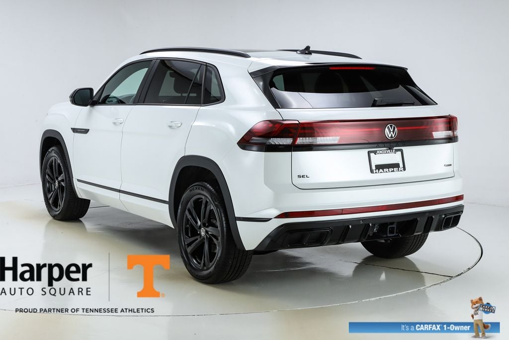 2025 Volkswagen Atlas Cross Sport 2.0T SEL R-Line Black