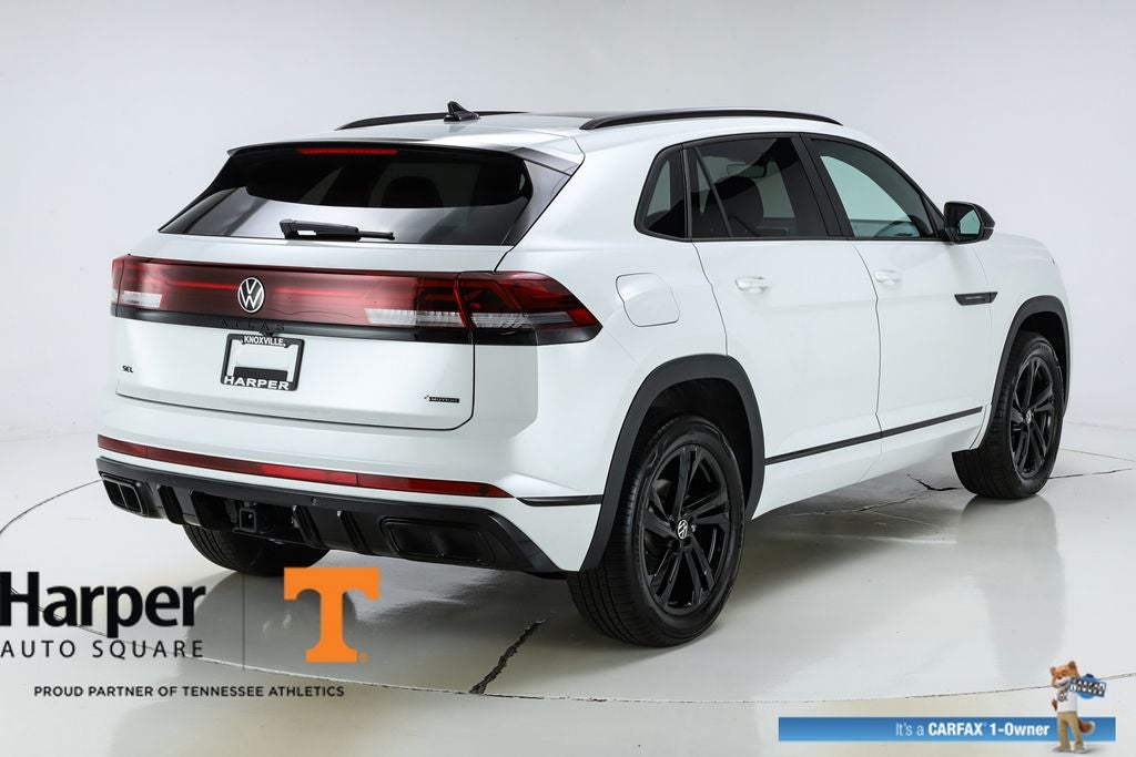 2025 Volkswagen Atlas Cross Sport 2.0T SEL R-Line Black