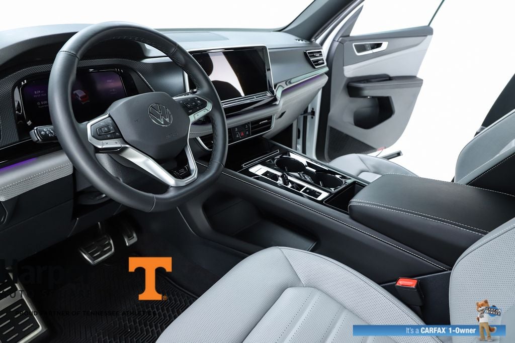 2025 Volkswagen Atlas Cross Sport 2.0T SEL R-Line Black