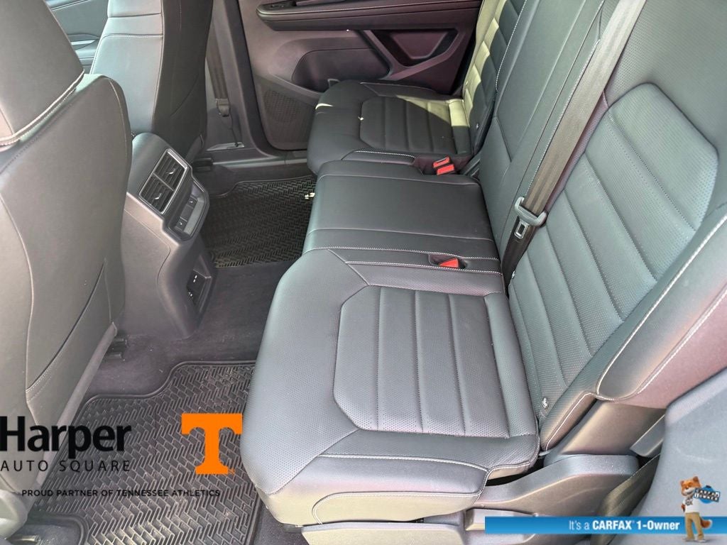 2025 Volkswagen Atlas Cross Sport 2.0T SEL R-Line Black