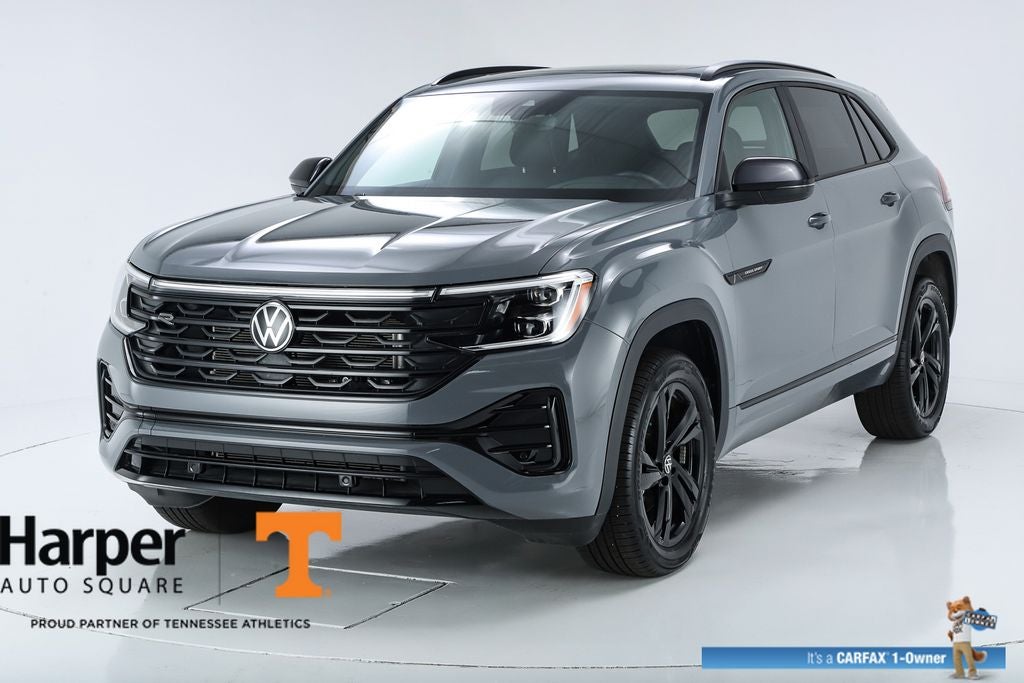 2025 Volkswagen Atlas Cross Sport 2.0T SEL R-Line Black