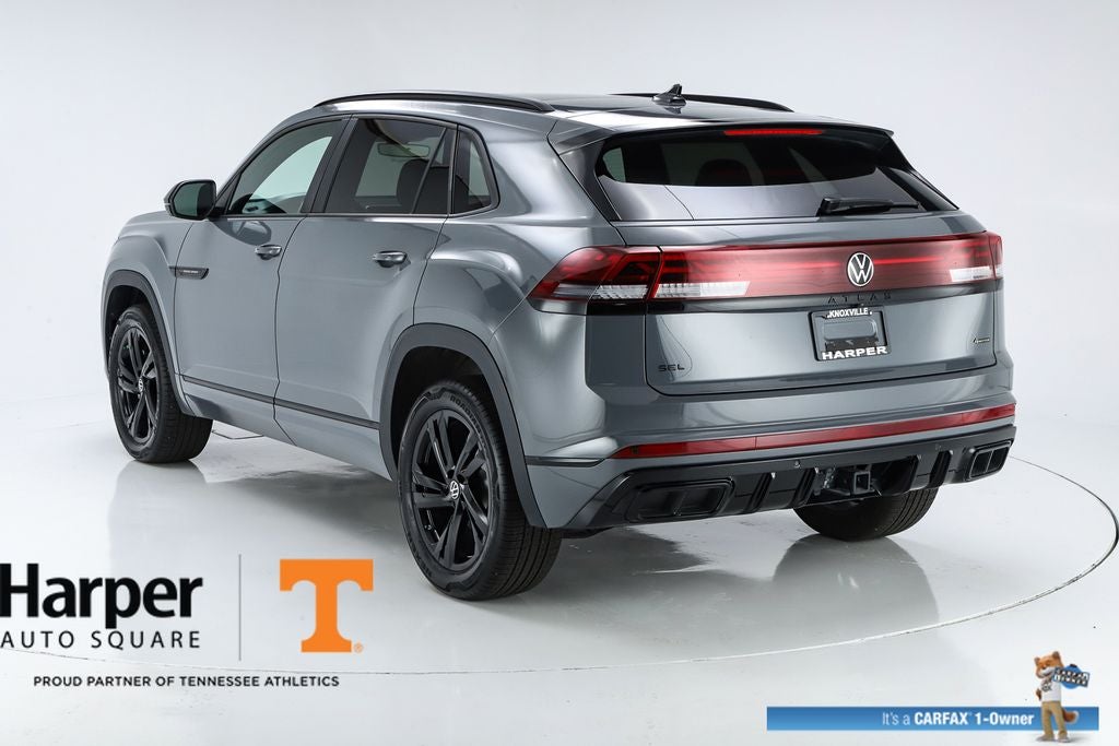 2025 Volkswagen Atlas Cross Sport 2.0T SEL R-Line Black