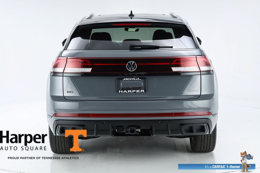 2025 Volkswagen Atlas Cross Sport 2.0T SEL R-Line Black